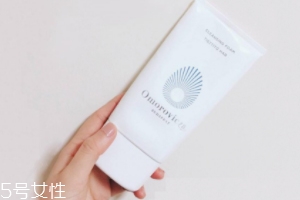 omorovicza薄荷潔面膏適合什么膚質(zhì)？干皮最適合