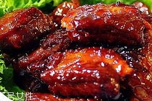 紅燒排骨為什么會苦 不苦的紅燒排骨做法 紅燒排骨為什么會苦 不苦的紅燒排骨做法