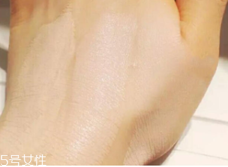 圣羅蘭超模粉底液適合什么皮膚？干皮福音