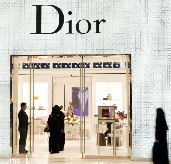 dior迪奧和蘭蔻哪個更高端高檔？