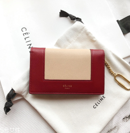 celine和lv哪個好？國際頂尖品牌的爭奇斗艷