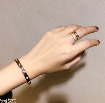 卡地亞是幾線品牌？源自法國(guó)的奢華珠寶