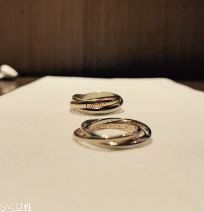 卡地亞是什么金？不同款式材質不同