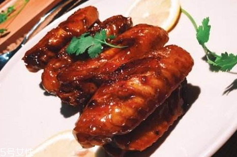 可樂雞翅用百事好還是可口可樂的好 可樂雞翅用百事好還是可口可樂的好