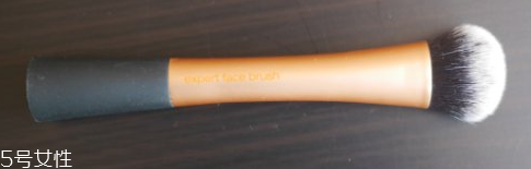 散粉刷什么毛的材質好 散粉刷這樣蘸取散粉 散粉刷什么毛的材質好 散粉刷這樣蘸取散粉