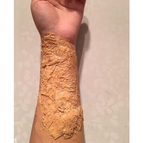 怎么在手上畫流血傷口 受傷妝具體步驟 怎么在手上畫流血傷口 受傷妝具體步驟