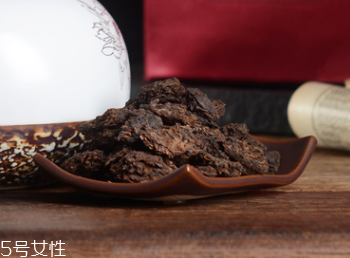 老茶頭減肥嗎？普洱茶能刮油