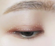 酒紅眼影哪個牌子好？盤點紅透天的酒紅眼影