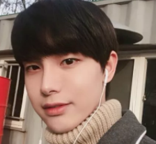 2022年最流行的發(fā)型男生？厚劉海還是最受歡迎