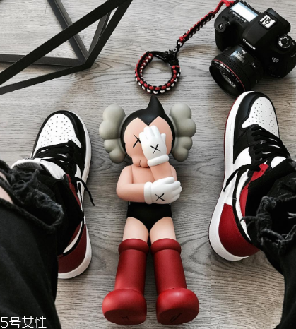 買運(yùn)動(dòng)鞋哪個(gè)網(wǎng)站好？運(yùn)動(dòng)鞋在這些網(wǎng)站購(gòu)買