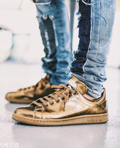 買運(yùn)動(dòng)鞋哪個(gè)網(wǎng)站好？運(yùn)動(dòng)鞋在這些網(wǎng)站購(gòu)買