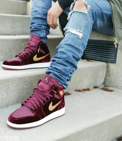 一雙運(yùn)動鞋能穿多久？多備幾雙換著穿