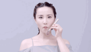 黃皮用什么顏色的腮紅？選擇與黃色互補(bǔ)的紫色