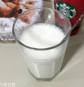 藍胖子奶粉甜嗎？鮮奶滋味的藍胖子