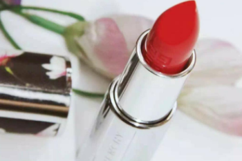 紀梵希小羊皮306是什么顏色？不挑皮的大紅色