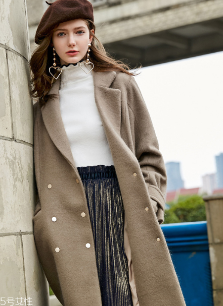 女生怎么穿衣服有氣質(zhì)？這三件單品必不可少