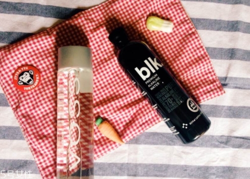 voss芙絲礦泉水好喝嗎？來自挪威的土豪礦泉水