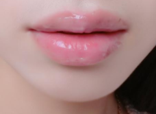 口紅掉了還需要卸妝嗎？一定要卸妝