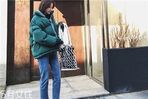 牛仔褲可以和黑色衣服一起洗嗎？