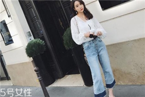 牛仔褲能用84洗嗎？會(huì)導(dǎo)致牛仔褲褪色