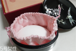 謝馥春鴨蛋粉怎么用使用方法 謝馥春鴨蛋粉78和198的區(qū)別 謝馥春鴨蛋粉怎么用使用方法 謝馥春鴨蛋粉78和198的區(qū)別