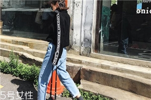 牛仔褲不洗可以穿嗎？小心感染皮膚病