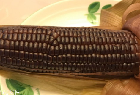 黑玉米怎么吃 可以直接吃哦 黑玉米怎么吃 可以直接吃哦