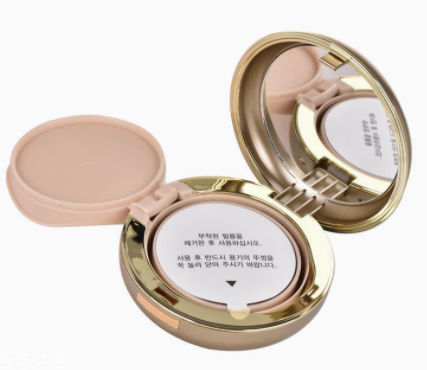 妝前乳和氣墊哪個先用？妝前乳先用