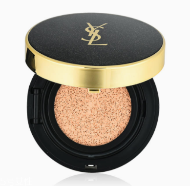 妝前乳和氣墊哪個先用？妝前乳先用