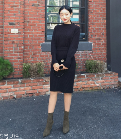 黑色針織裙配什么上衣好看？小女人溫柔氣質(zhì)盡顯