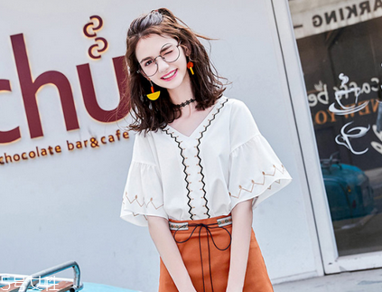 干性皮膚夏季適合用什么化妝水 化妝水要分量多次涂抹 干性皮膚夏季適合用什么化妝水 化妝水要分量多次涂抹