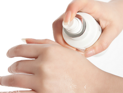 化妝水怎么用最好 化妝水過期了不能用 化妝水怎么用最好 化妝水過期了不能用