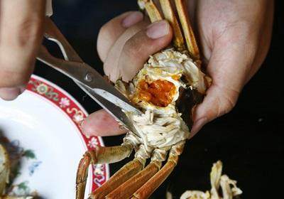 陽澄湖大閘蟹怎么吃？食陽澄湖大閘蟹注意事項