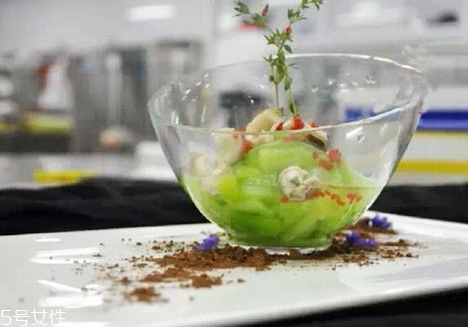 蛇瓜可以生吃嗎？這樣吃蛇瓜最好