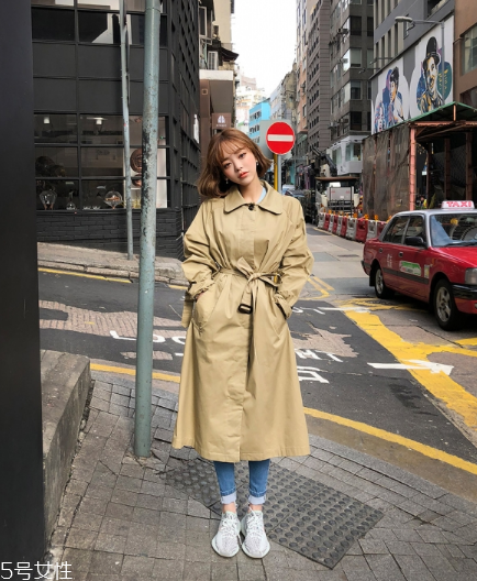 風衣搭配什么鞋子？早春美出新高度