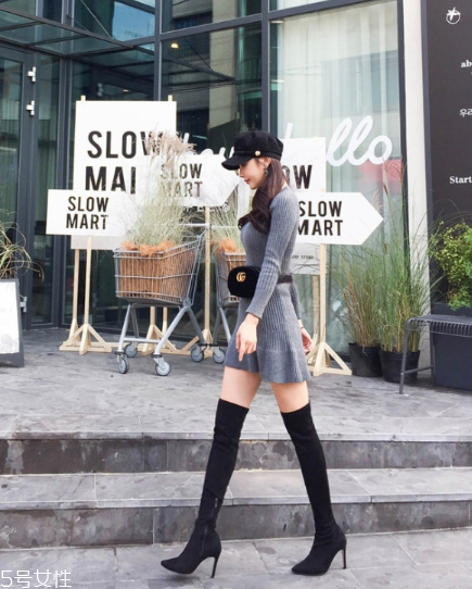 灰色針織裙怎么搭配？極致低調(diào)的氣質(zhì)美