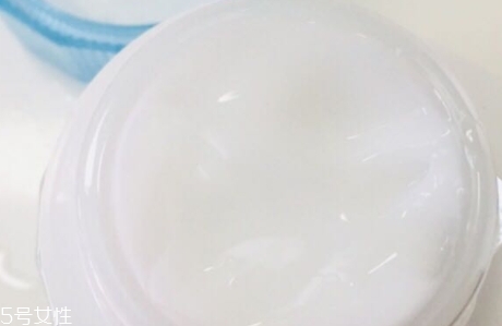 freeplus芙麗芳絲面霜怎么用？