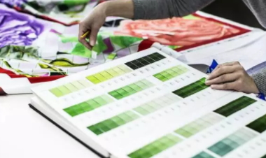 dior迪奧絲巾正品價(jià)格 一條絲巾也是你買不起的價(jià)格 dior迪奧絲巾正品價(jià)格 一條絲巾也是你買不起的價(jià)格