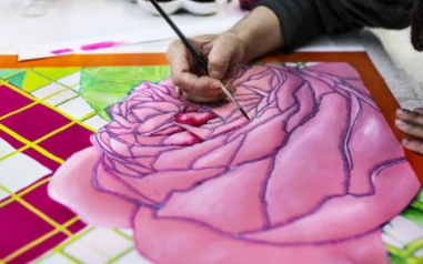 dior迪奧絲巾正品價(jià)格 一條絲巾也是你買不起的價(jià)格 dior迪奧絲巾正品價(jià)格 一條絲巾也是你買不起的價(jià)格