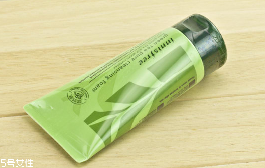 悅詩(shī)風(fēng)吟氨基酸洗面奶怎么樣 清潔力度強(qiáng) 悅詩(shī)風(fēng)吟氨基酸洗面奶怎么樣 清潔力度強(qiáng)