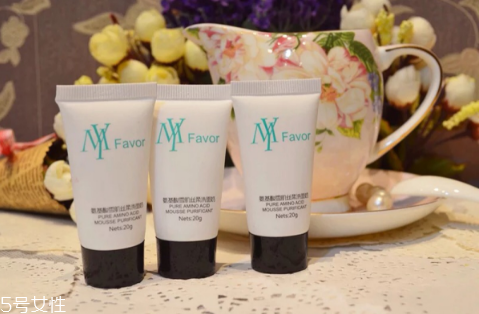 氨基酸洗面奶孕婦能用嗎 選用孕婦專用的氨基酸洗面奶 氨基酸洗面奶孕婦能用嗎 選用孕婦專用的氨基酸洗面奶