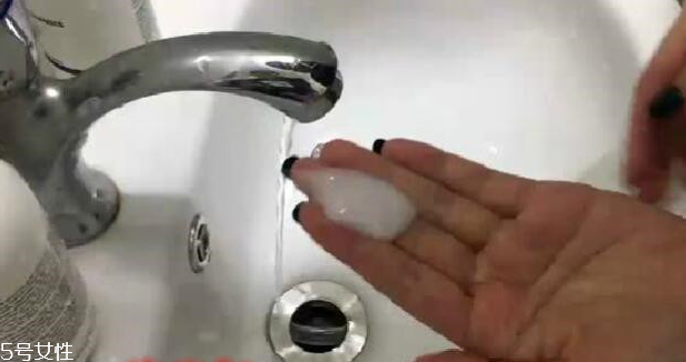 elta md氨基酸潔面乳真假辨別 強(qiáng)烈推薦大家入手 elta md氨基酸潔面乳真假辨別 強(qiáng)烈推薦大家入手