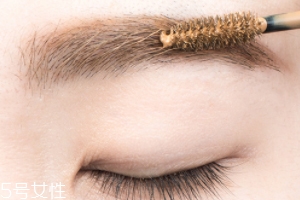 染眉膏可以保持多久？防水染眉膏一天不脫妝