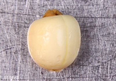 干蓮子怎么去心和挑選 干蓮子怎么去心和挑選