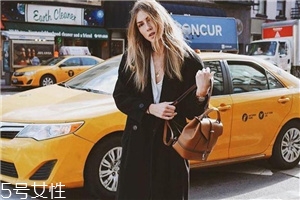 camelia roma是什么牌子？約會撩漢必備款式