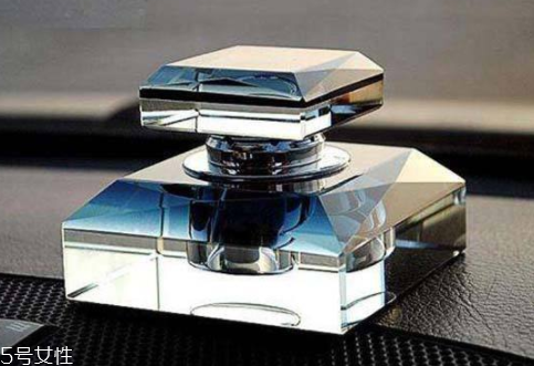 車載香水什么味道好？長途駕駛用醒香型香水