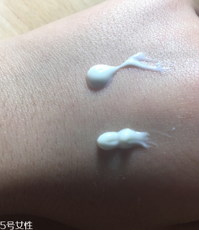 新版黛珂ag防曬好用嗎 像乳液一樣水潤的防曬霜 新版黛珂ag防曬好用嗎 像乳液一樣水潤的防曬霜