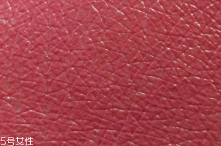 菲詩(shī)小鋪豆沙色和沙灘色哪個(gè)好看？沙灘色更成熟