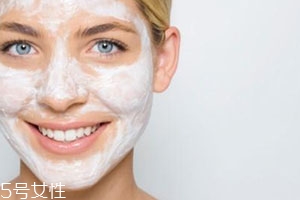 清潔面膜和普通面膜的區(qū)別 清潔面膜和普通面膜的區(qū)別