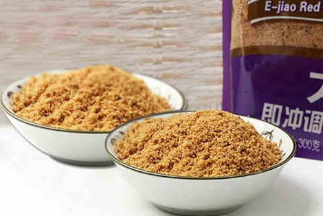 阿膠紅糖什么時間吃好 每天早晨一杯 阿膠紅糖什么時間吃好 每天早晨一杯